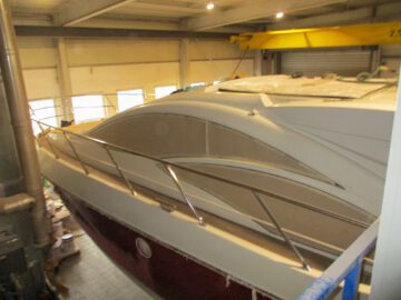 Azimut 43s - Refit einer Motoryacht