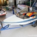 Malibu Skier Euro f3 Motorboot vor dem Refit in der Werfthalle der Bootswerft Baumgart in Dortmund