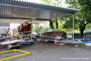 Ankunft der Riva Super Aquarama auf dem Werftgelände der Bootswerft Baumgart in Dortmund